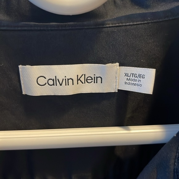 Calvin Klein button up - Picture 2 of 3